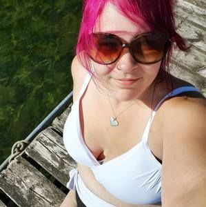 Meet your Posher, Renee